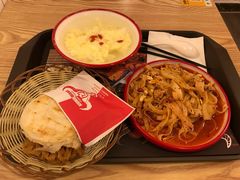 -十三朝牛馍王擀面皮(骡马市店)