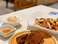 黄泥烧鸽子-燕郊烧鸽子(酷车小镇店)