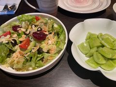 主厨牛油果花园沙拉-庐灶江南·江南菜·四合院Bistro(东直门雍和宫·原华侨宾馆店)