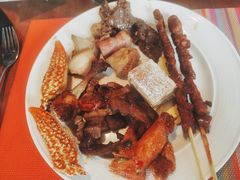 -岷山饭店-芝芝自助餐厅