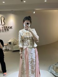 -Color卡诺婚纱礼服馆(南京严选店)