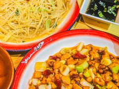 宫保鸡丁-先启半步颠·川菜小炒