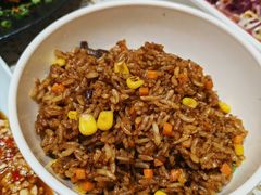 -小董哥烤串·爆汁大油边(故宫店)