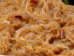 有机酸菜炒粉-老昌春饼(迅驰广场店)