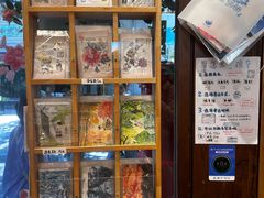 -猫的天空之城概念书店(杭州南宋御街店)