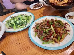 -百味地锅鸡(铜山路店)
