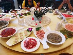 -小天鹅火锅·一线江景洪鼎旗舰店(洪崖洞店)