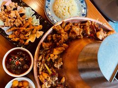 -炉小二铜锅牛蛙•川湘菜(三里屯店)