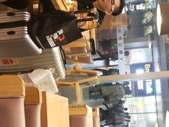 -德克士(虹桥火车站店)