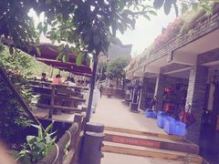 -楠柏弯休闲山庄(梨花溪店)