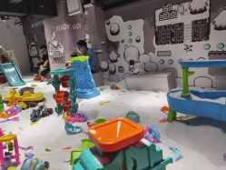 -MINI MARS KIDS CLUB亲子家庭中心(长宁天山店)