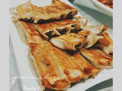 黄花鱼锅贴-品味居·首店·大连鲜活海鲜大连菜(东港店)