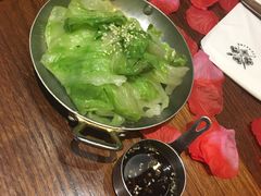 橄榄油西生菜-食间牛排(湖西路店)
