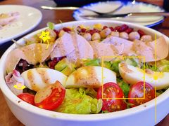 凯撒色拉-Ambra Haus琥珀屋精酿餐厅(宝山店)