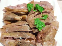 -匠心牛公馆·潮汕牛肉海鲜火锅(索菲特店)