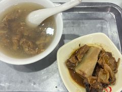 -东街钟楼肉粽(总店)