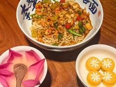 -李犟大爆鳝面·手工蟹黄包(湖滨西湖店)