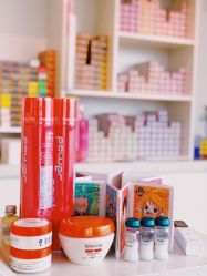 大厅-E.L.K造型momopark店