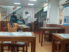 大堂-沙湾姜撞奶甜品店(昌岗中路店)