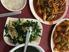 -穆豪麦蒸碗羊羔肉