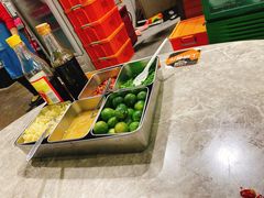 -四川小胡子海鲜(丁村万人海鲜广场店)