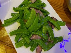 荷兰豆炒腊肉-尚岛私房菜(西方巷店)