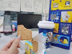 -瑞幸咖啡(7号国际商业中心店)