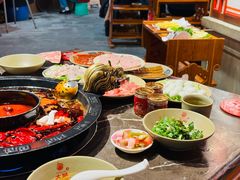 -渝大狮毛肚老火锅(遂宁万达店)