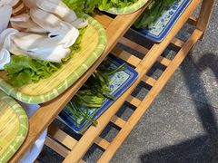 -有一锅·野生菌黑山羊腊排骨火锅(古城北门店)