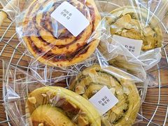 -雀食面包店(钟楼店)