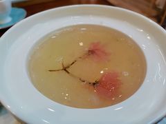 -燕庭·纯燕窝·甜品下午茶(南京西路店)