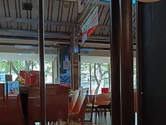 -阿瓦山寨·湘菜现炒·剁椒鱼头王(咸阳总店)