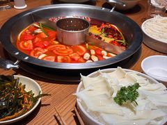 -佬土鹅肠火锅(解放路店)