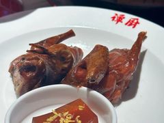 -谭厨中山传家菜.乳鸽.脆鲩鱼(华强北中航城店)