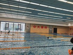 -蓝天国际游泳培训基地(华腾园店)