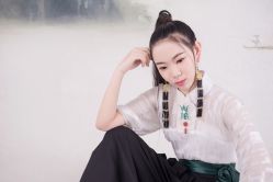 点击看大图 -盘子女人坊古装写真摄影(长春总店)