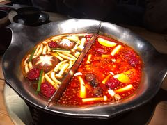 -湊湊火锅·茶憩(杭州湖滨银泰in77店)
