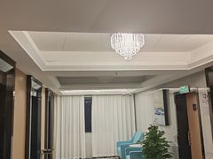 -万信至格酒店(成都欢乐谷金府地铁站店)