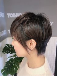 -TONI&GUY