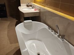 -花湖会所·高端水疗商务泡浴SPA(高新店)