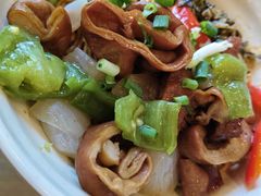 -佬钱湾仔(衣裳街店)