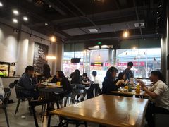 大堂-HELLO 27 意面·沙拉·帕尼尼