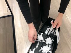 -CHANEL(恒隆广场店)
