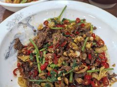 -湖南人家湘菜馆(镇江路店)