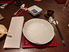 餐具摆设-广州柏悦酒店·悦景轩·粤菜餐厅