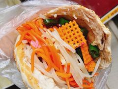 花干夹菜-三兄弟高炉烧饼