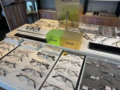 -瑞司视光眼镜·蔡司战略合作眼镜店(新街口店)
