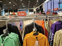 -H&M(鹏欣水游城店)