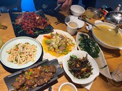 -隔壁老王·家常云南菜(花巷店)