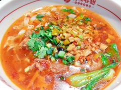 -呷佬·长沙手工米粉(金沙江路店)